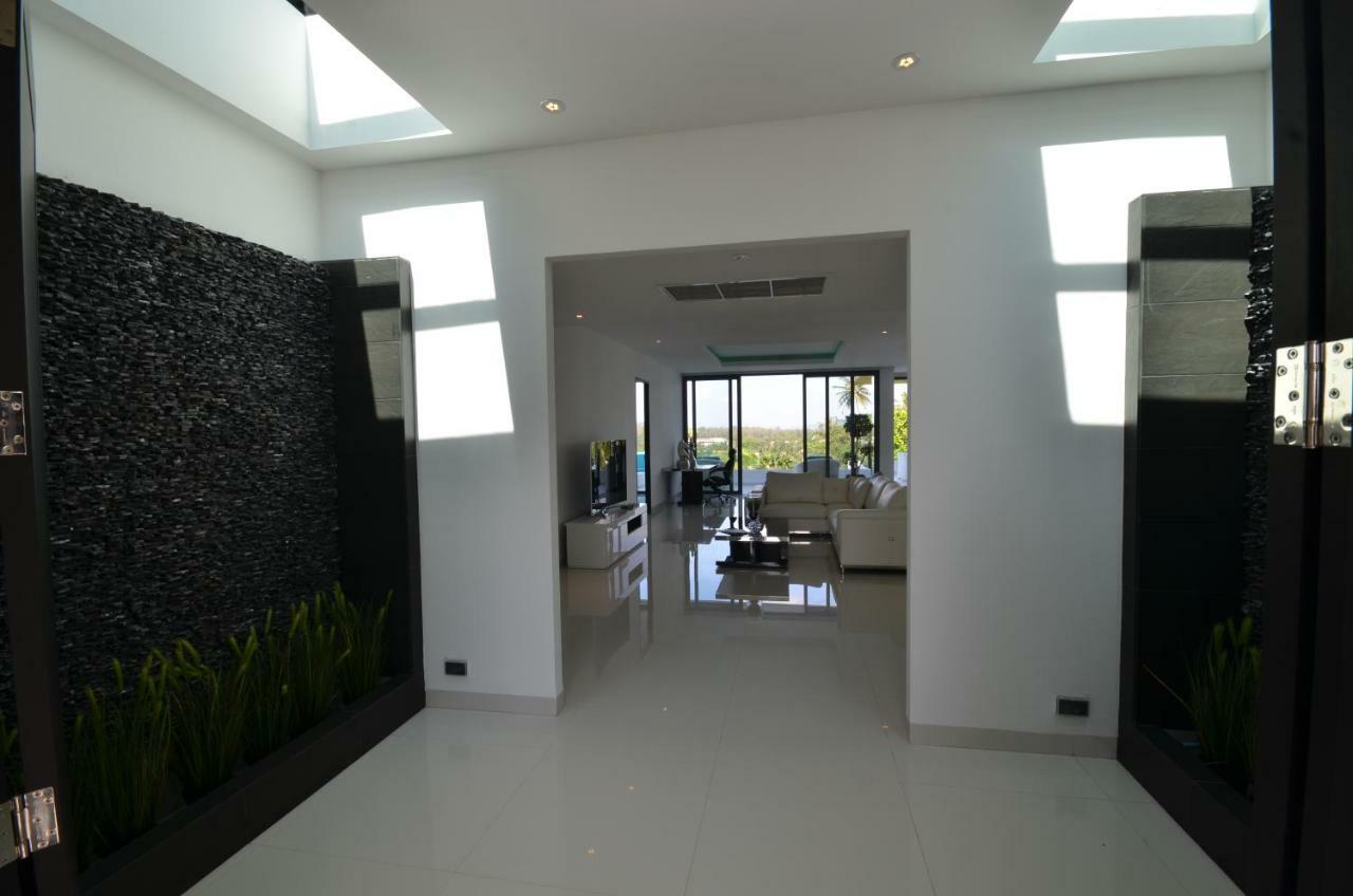 Sansuri Resort - Luxury Apartments Szurin-part Kültér fotó